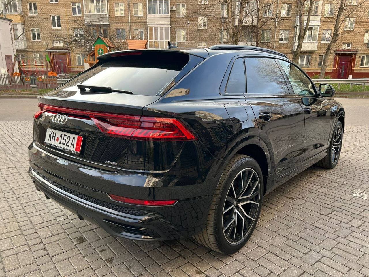 Audi Q8 S-line 50 TDI фото 2