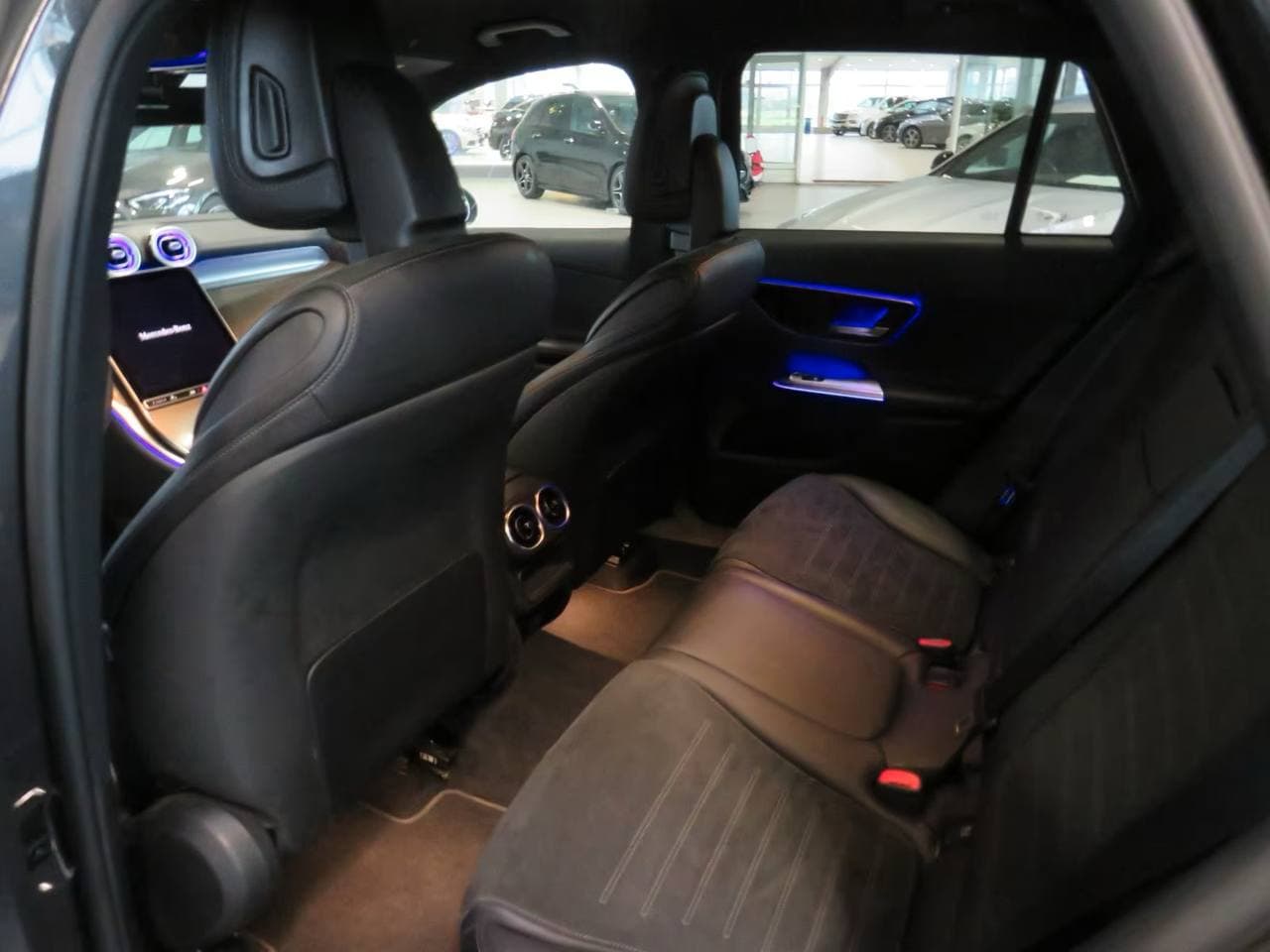 Mercedes-Benz GLC300d 2025 фото 8