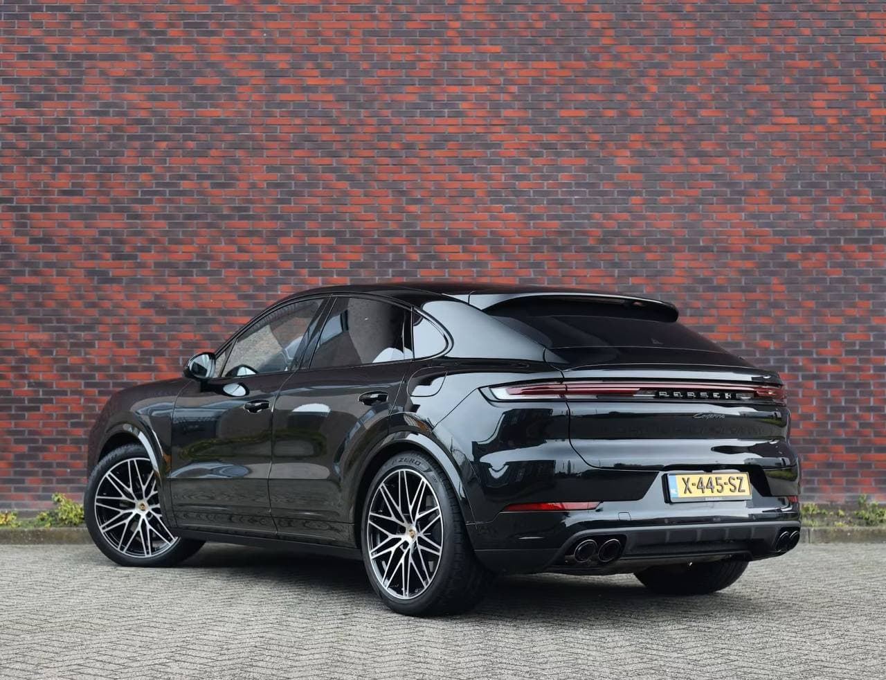 Porsche Cayenne 2024 фото 2